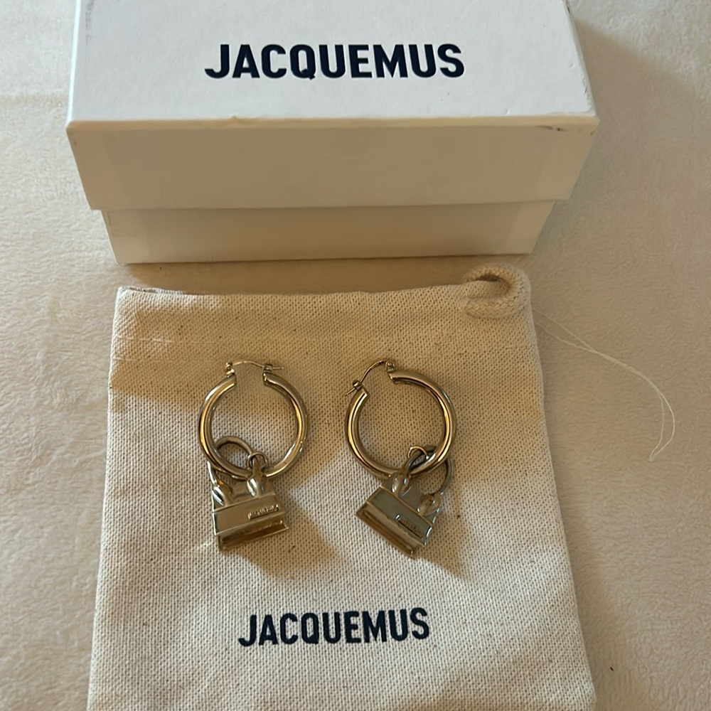Jacquemus earrings